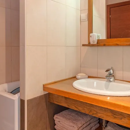 1 Bedroom Beautiful In 度假居 *