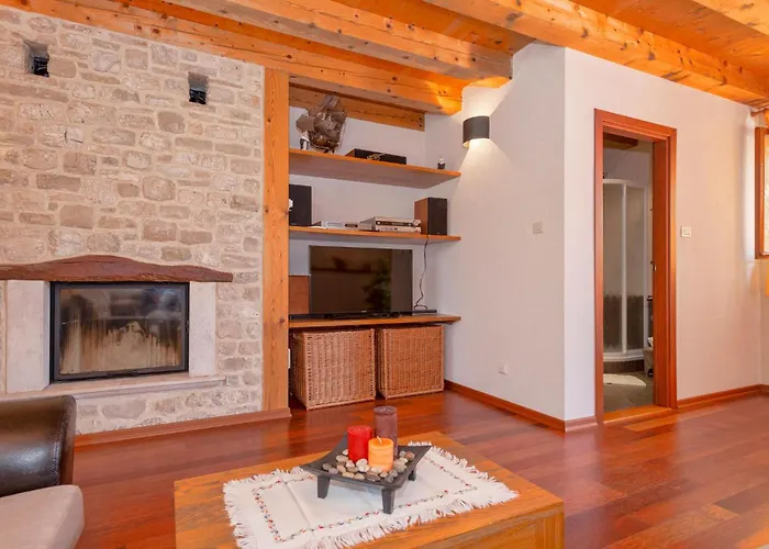 1 Bedroom Cozy In * Rudina